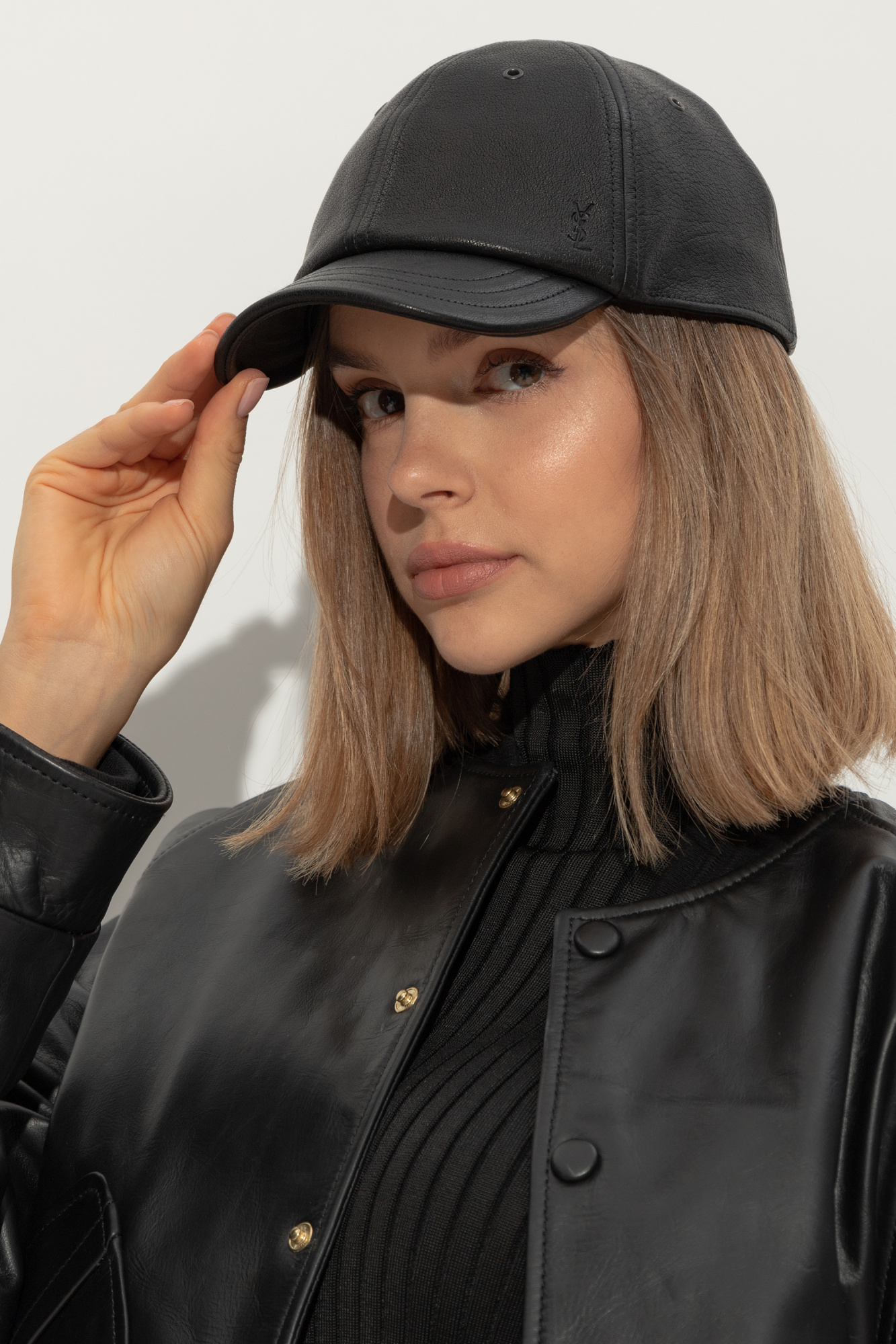 ハット SAINT LAURENT Woman Hat Black 792961 3YP69 1000 SAINT LAURENT: Hat woman - Black | Saint Laurent hat 792961